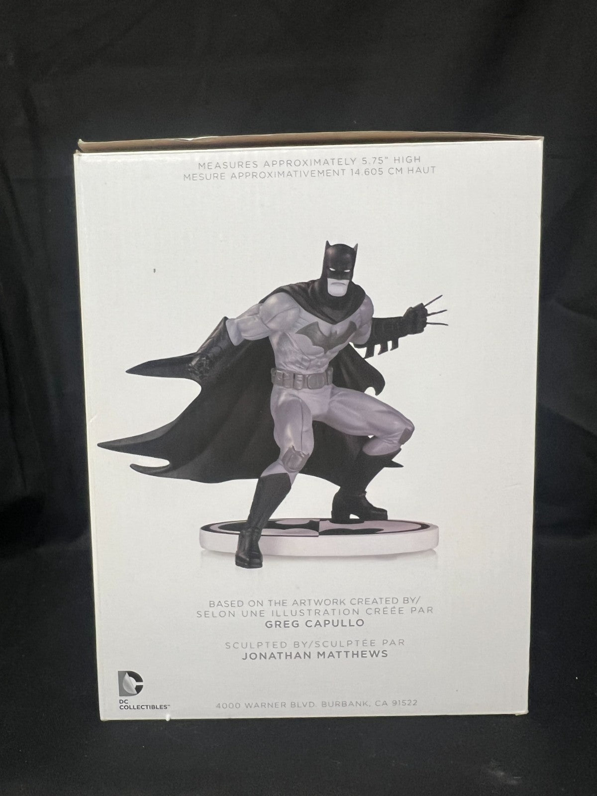 DC COLLECTIBLES BATMAN BLACK & WHITE STATUE GREG CAPULLO NEW 52 - SECOND EDITION