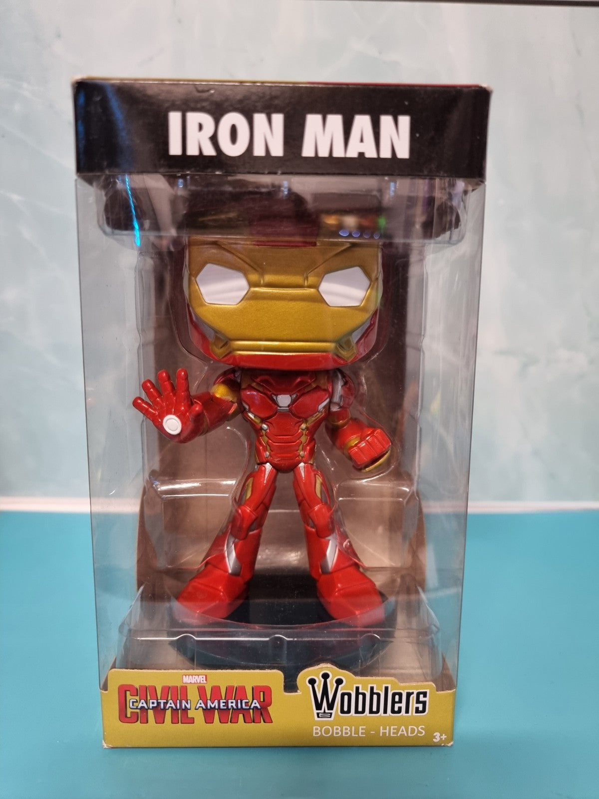 Funko Wacky Wobbler Civil War Iron Man - Bobble-Head -