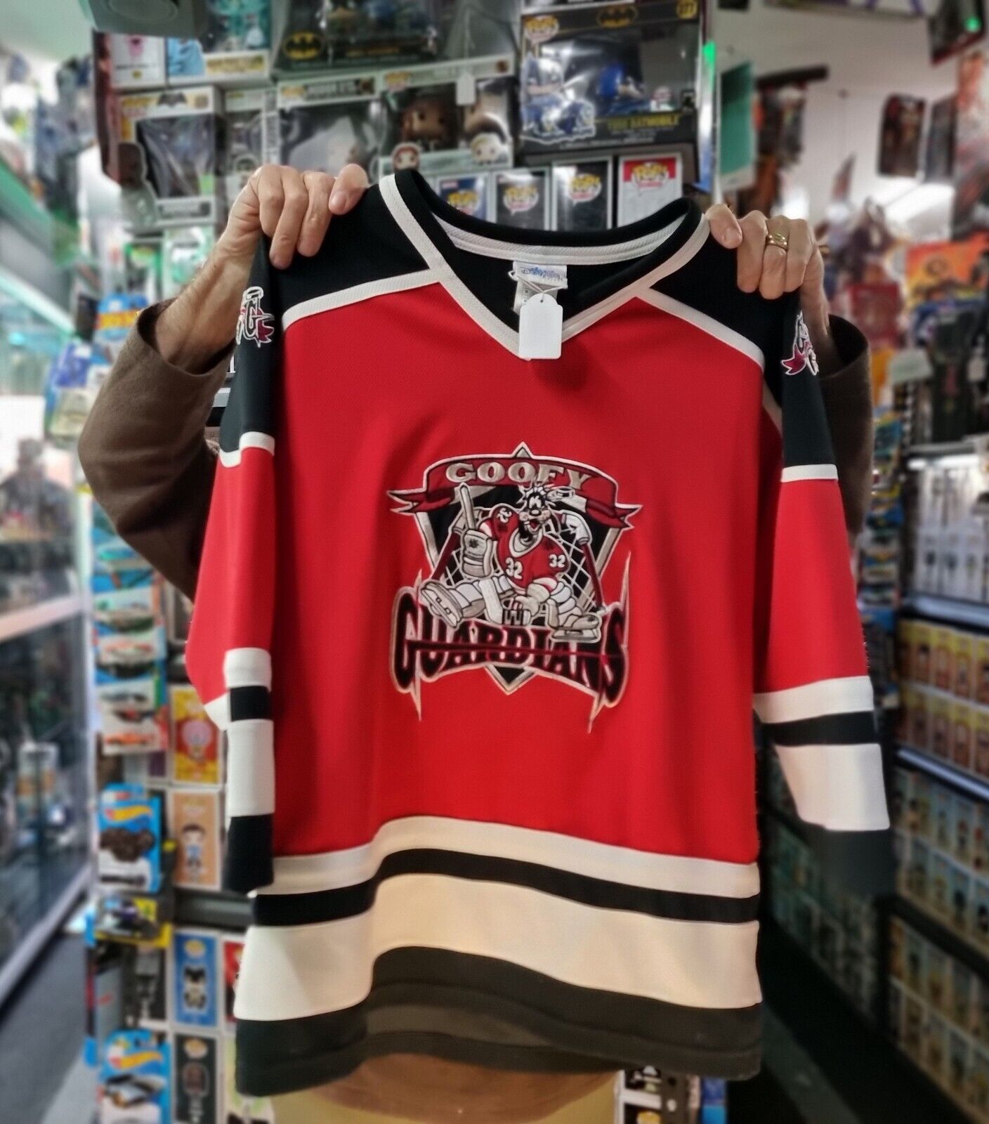  Disney Parks Goofy Hockey Jersey Size M