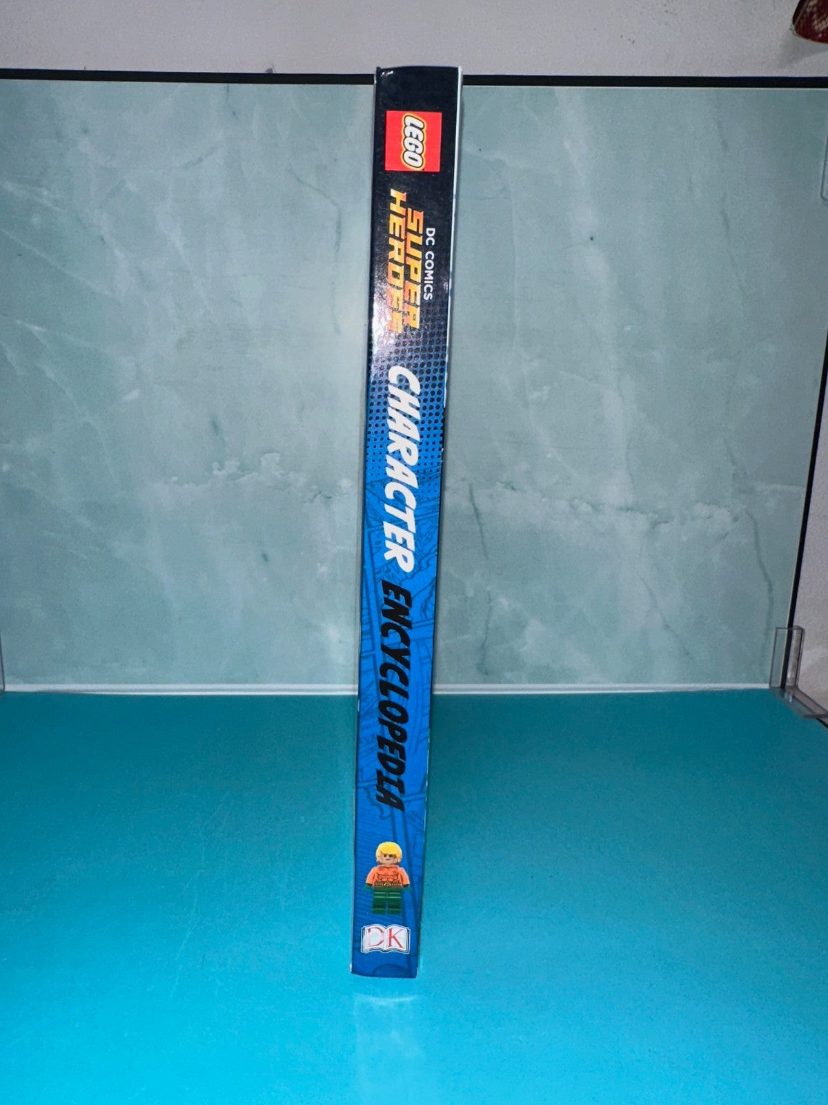 Lego DC Comics Super Heroes Character Encyclopedia 2018 Hardcover