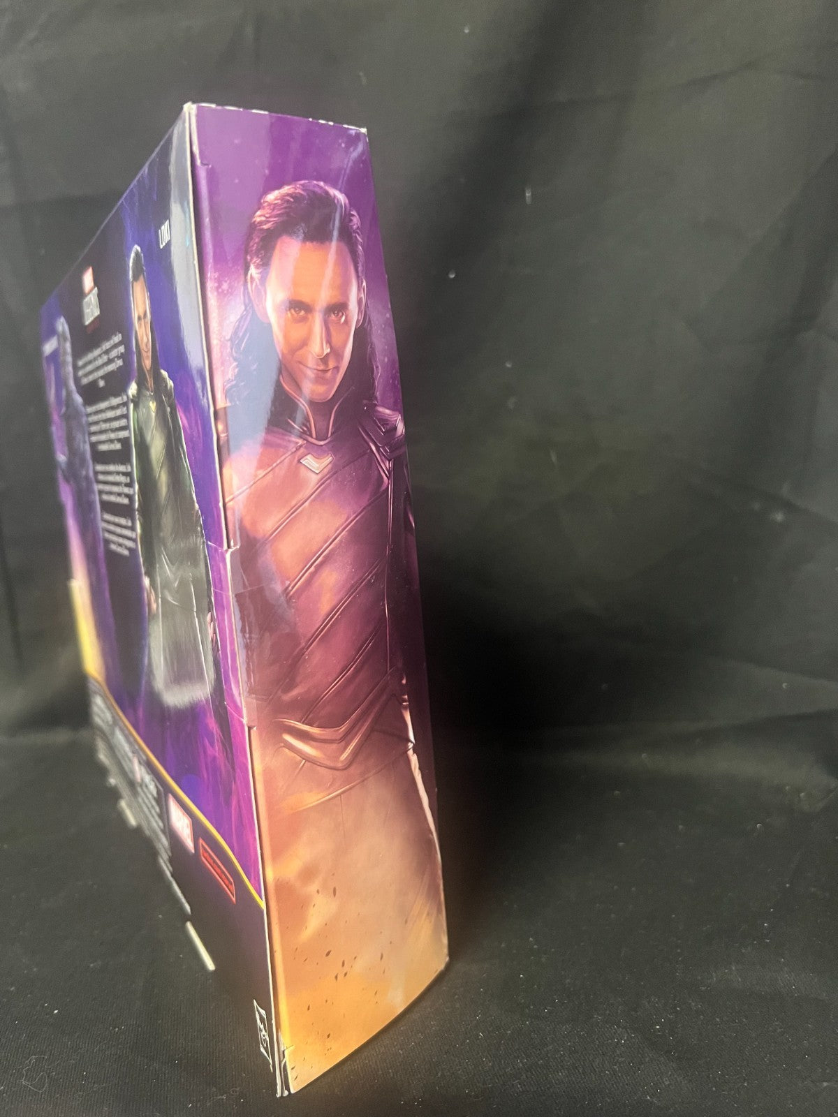 MARVEL LEGENDS 80TH ANNIVERSARY AVENGERS INFINITY WAR LOKI VS. CORVUS GLAIVE