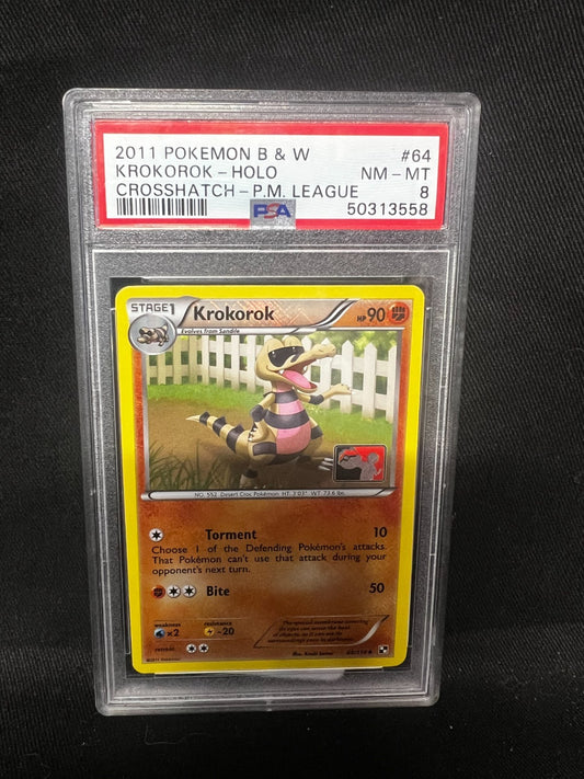 2011 POKEMON B&W | CROSSHATCH-2012 POKEMON LEAGUE Krokorok-HoloPSA-8