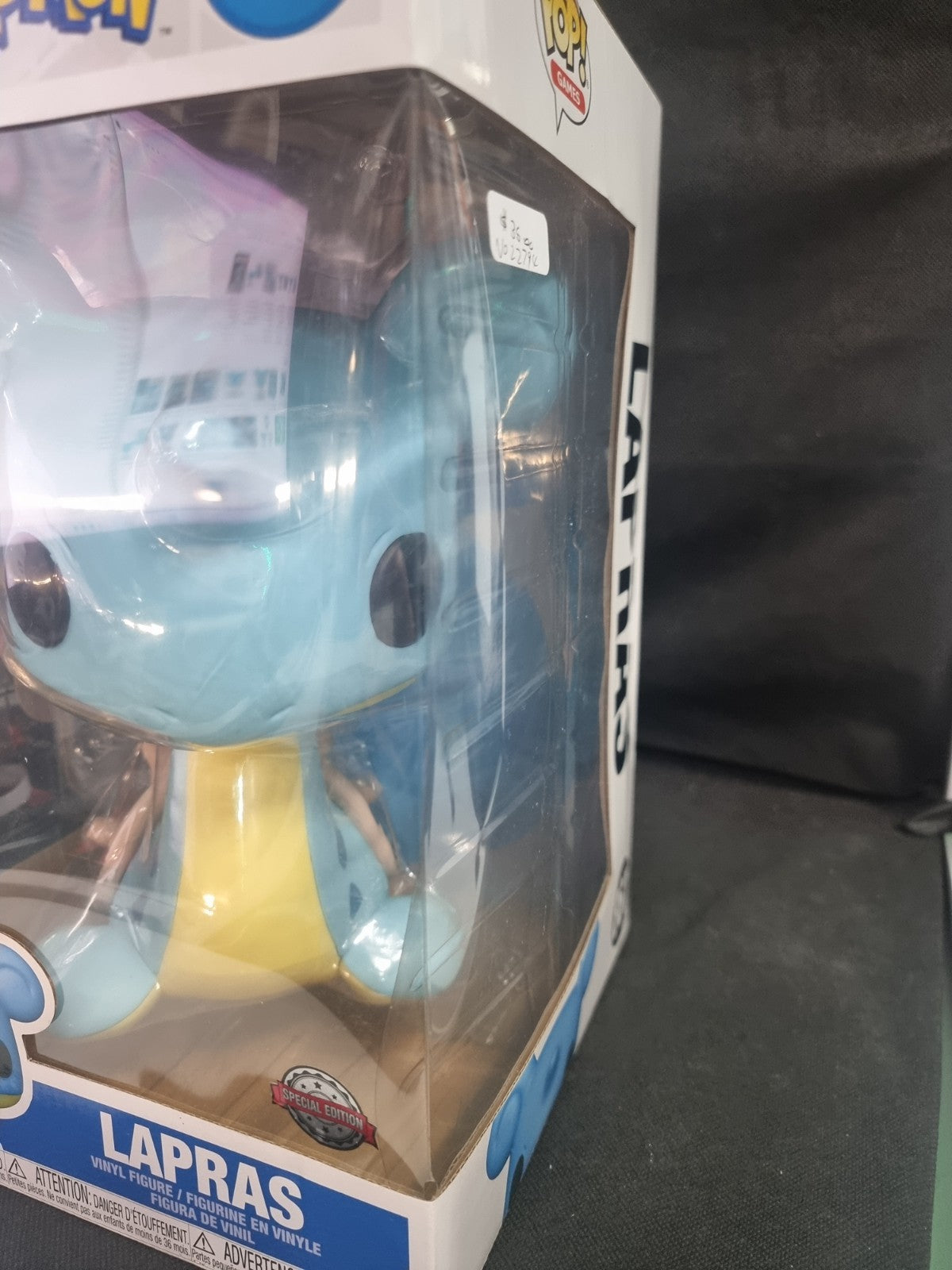 Funko Pop! Games Vinyl Figure #867 - Pokemon Lapras 10" Jumbo