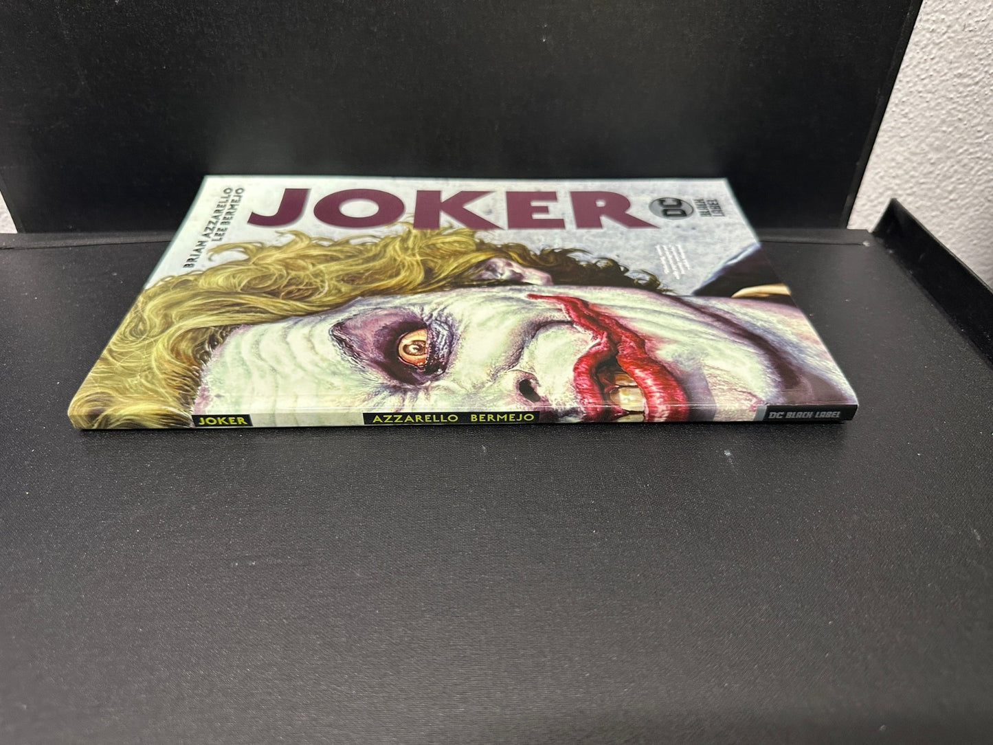 DC Comics Joker DC Black Label Edition  Brian Azzarello Graphic Novel