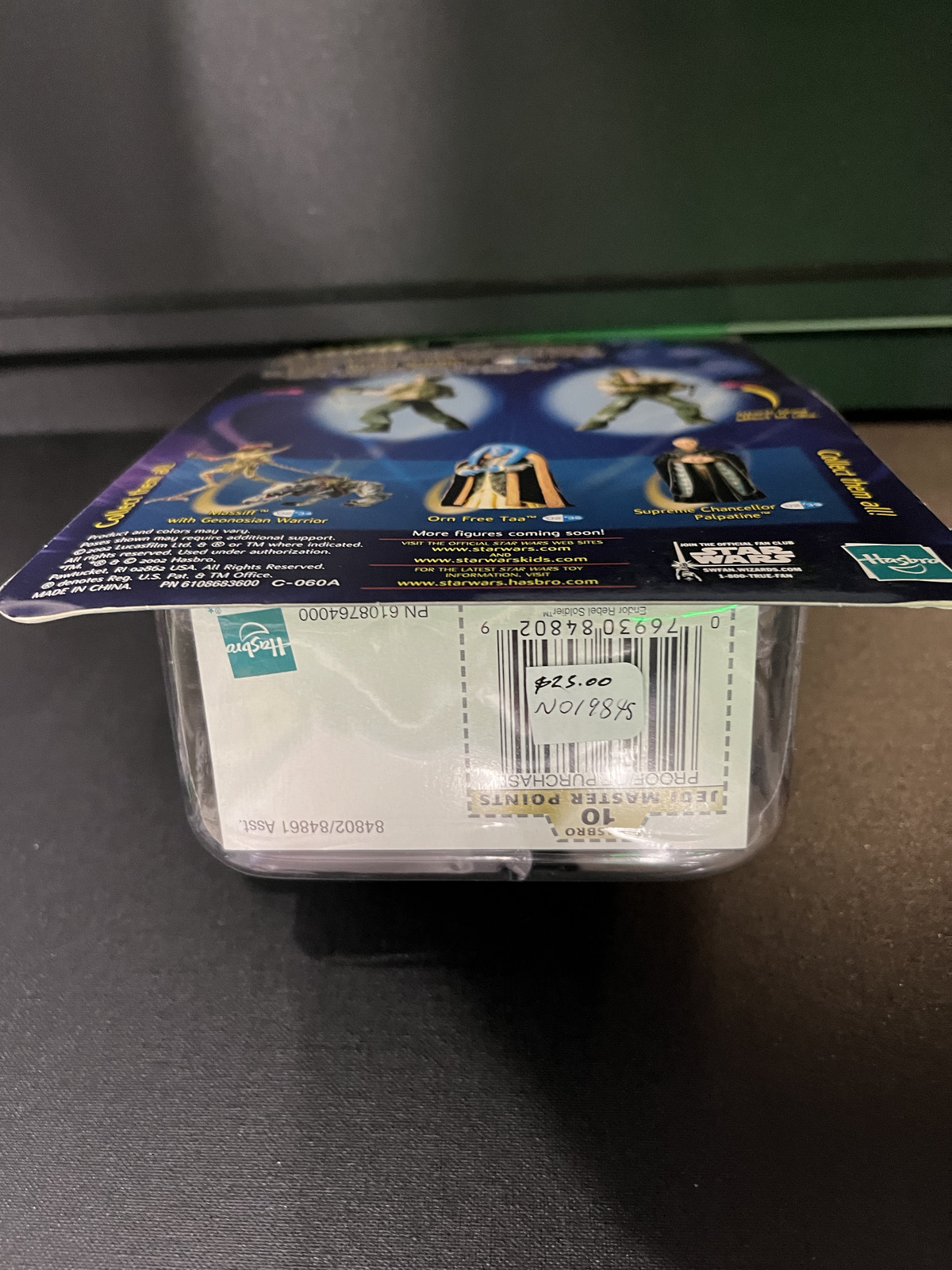 Endor Rebel Soldier Star Wars AOTC Carded 3.75 Action Figure