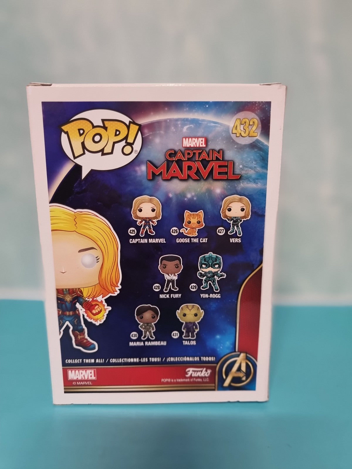 Funko Pop! CAPTAIN MARVEL Glow in the Dark Marvel Collector Corps