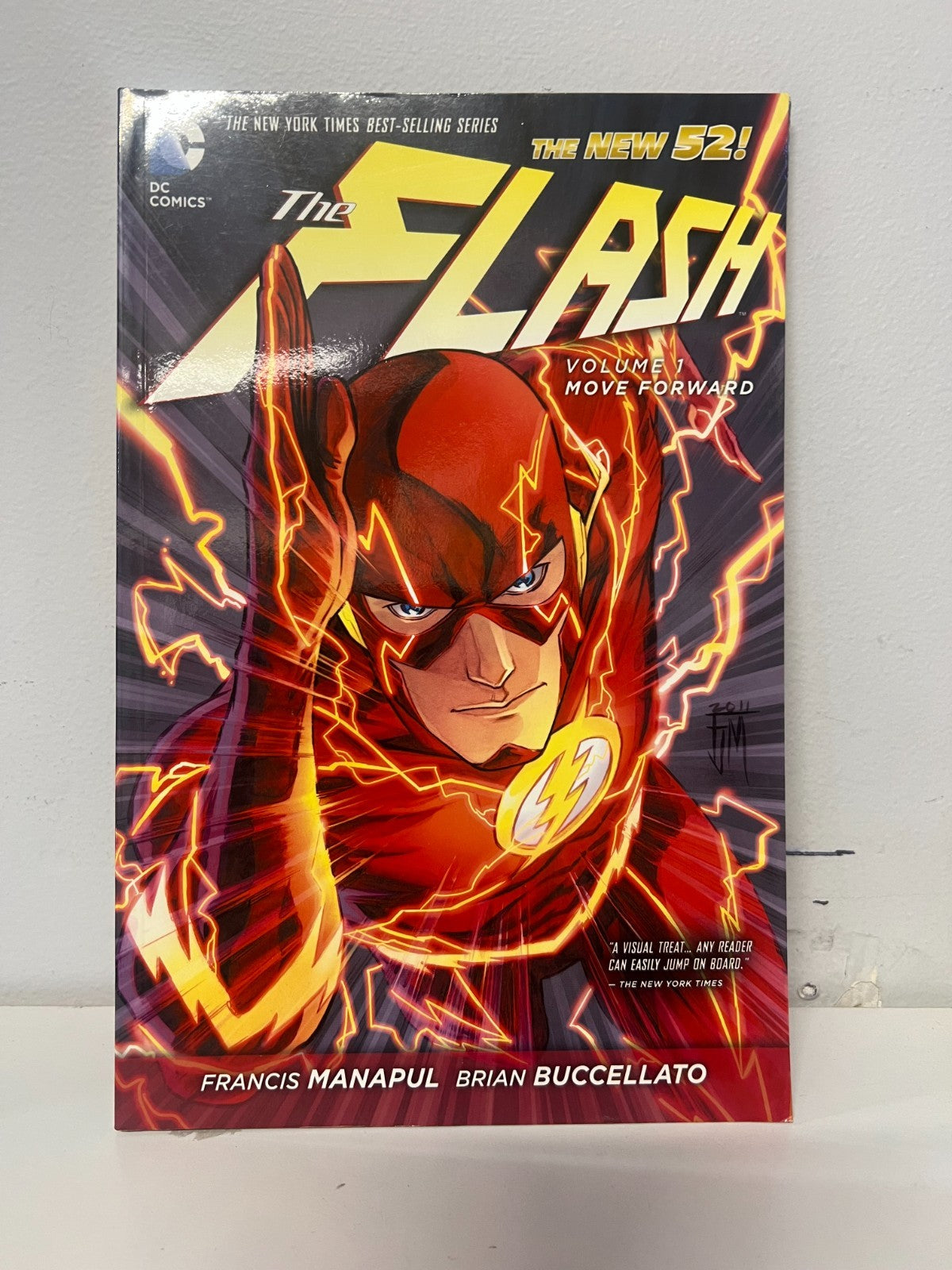 DC COMICS THE NEW 52! The Flash - Move Forward Volume 1 (Paperback)