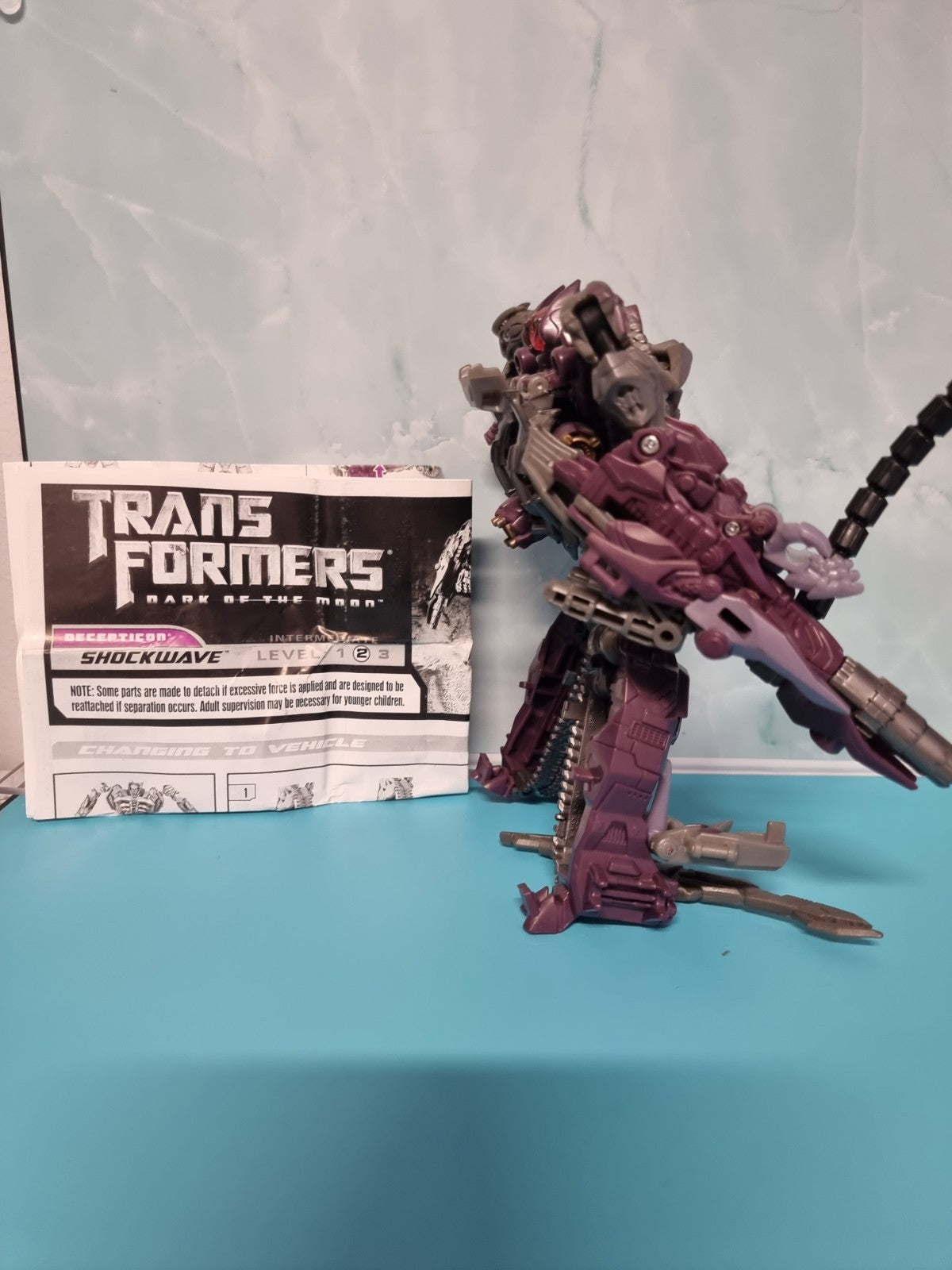 Transformers Dark Of The Moon SHOCKWAVE