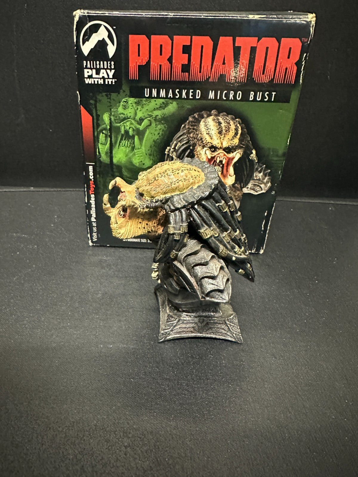 PREDATOR UNMASKED MICRO BUST STATUE 3.5" LIMITED EDITION PALISADES