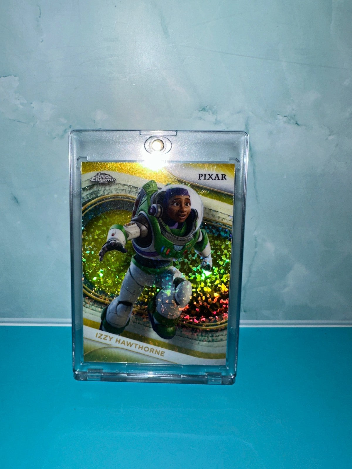 2025 Topps Chrome Pixar Disney IZZY HAWTHORNE #29/150
