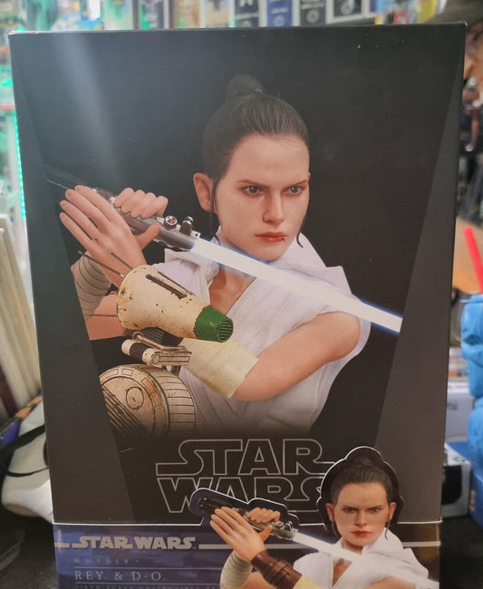 Hot Toys Star Wars: The Rise of Skywalker - Rey and D-O 1/6th Scale Collectible