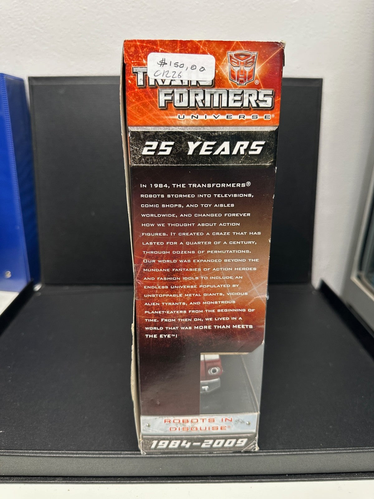 25th Anniversary G1 Optimus Prime Hasbro Transformers Universe Brand New rare