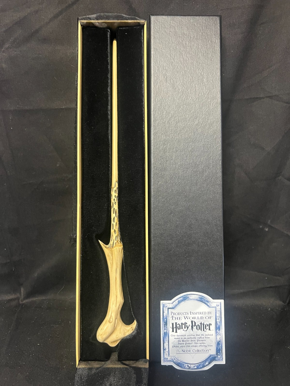 The Noble Collection Harry Potter Lord Voldemort's Wand in Ollivander's Box
