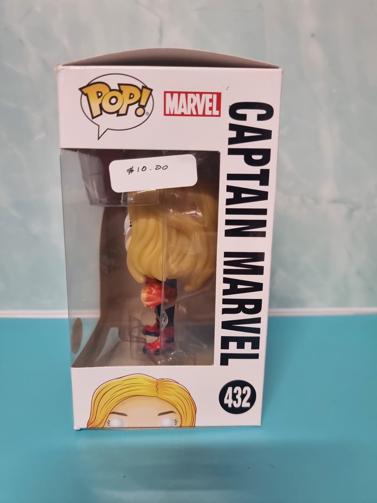 Funko Pop! CAPTAIN MARVEL Glow in the Dark Marvel Collector Corps