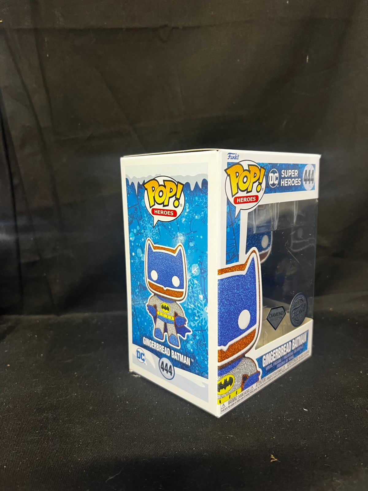 Funko Pop DC Super Heroes Gingerbread Batman #444 