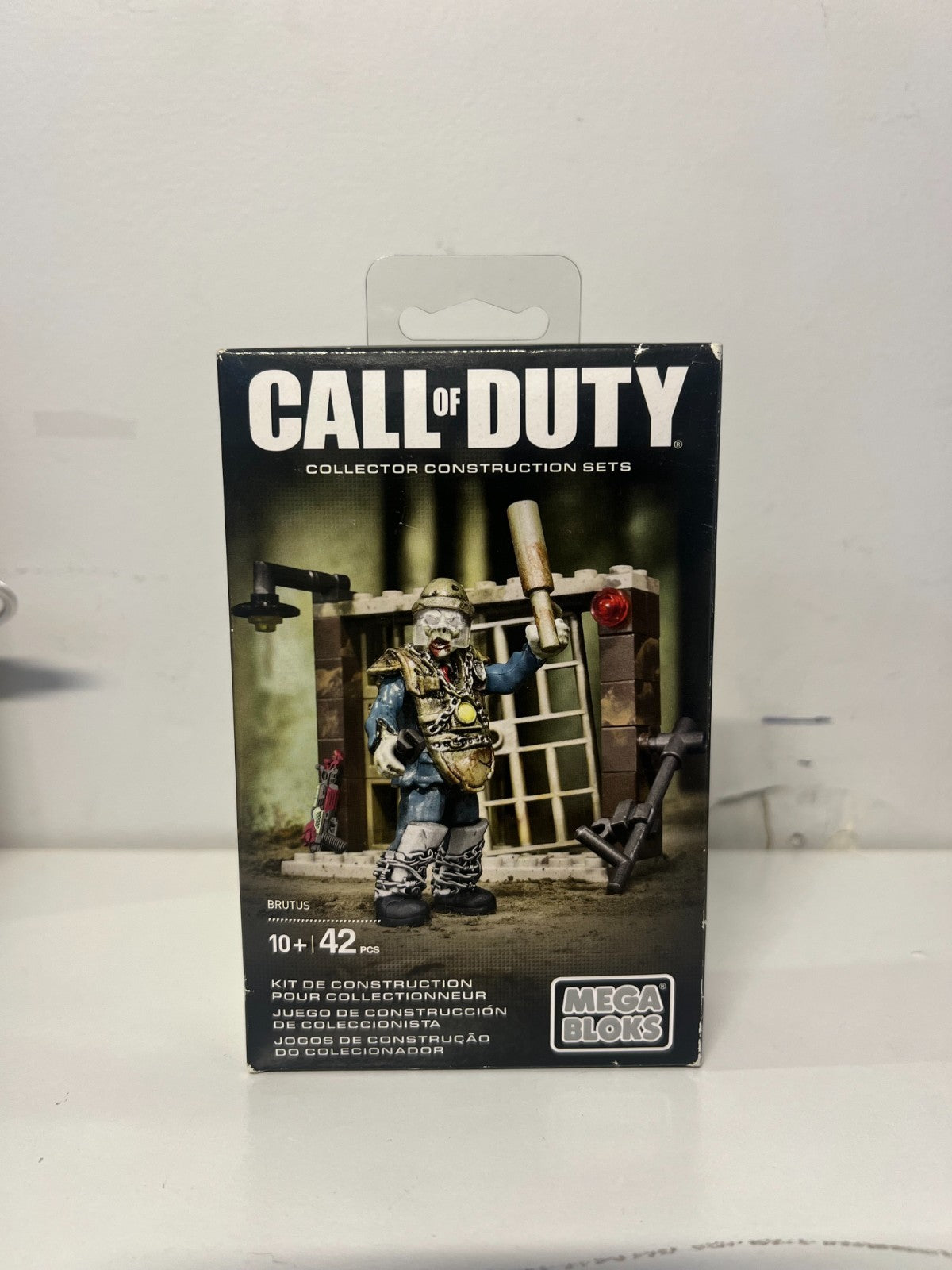 Mega Bloks / Construx Call Of Duty Brutus Zombie Figure