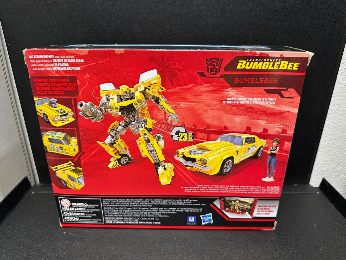 Hasbro Transformers Studio Series 15 Bumblebee Deluxe Class Original Package