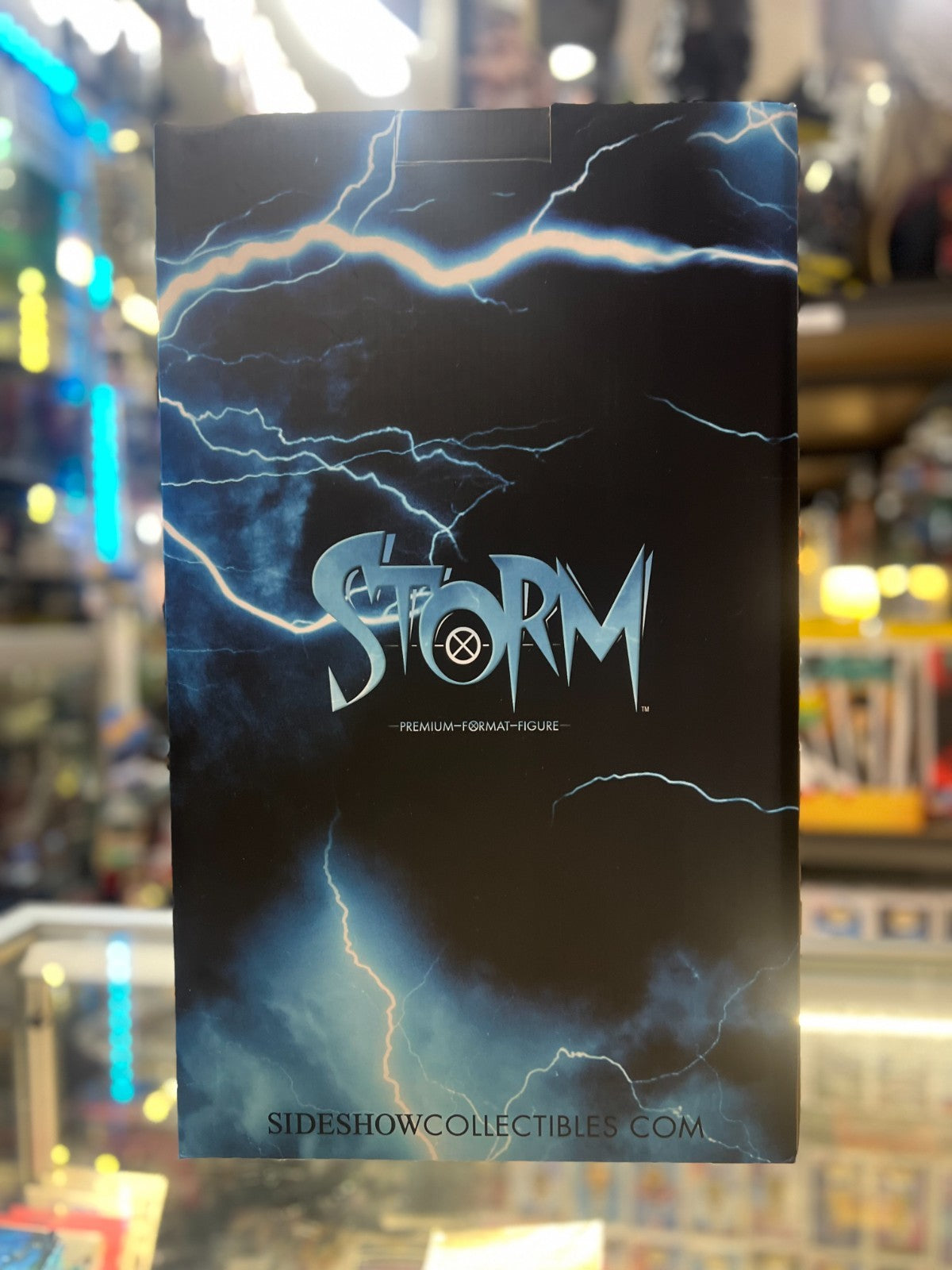 Sideshow Collectibles 300100 X-Men 1/4 Scale Storm Premium Format Figure Statue
