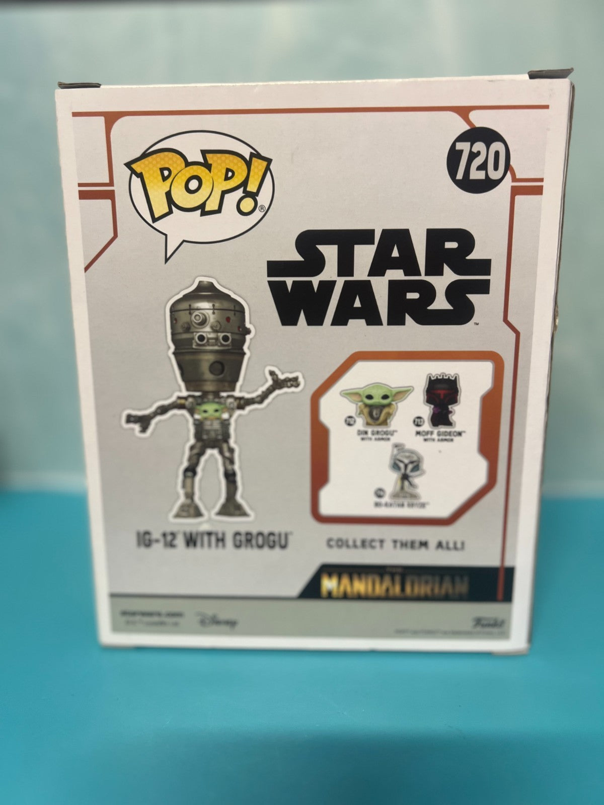 Funko POP! Deluxe Star Wars The Mandalorian #720 IG-12 With Grogu