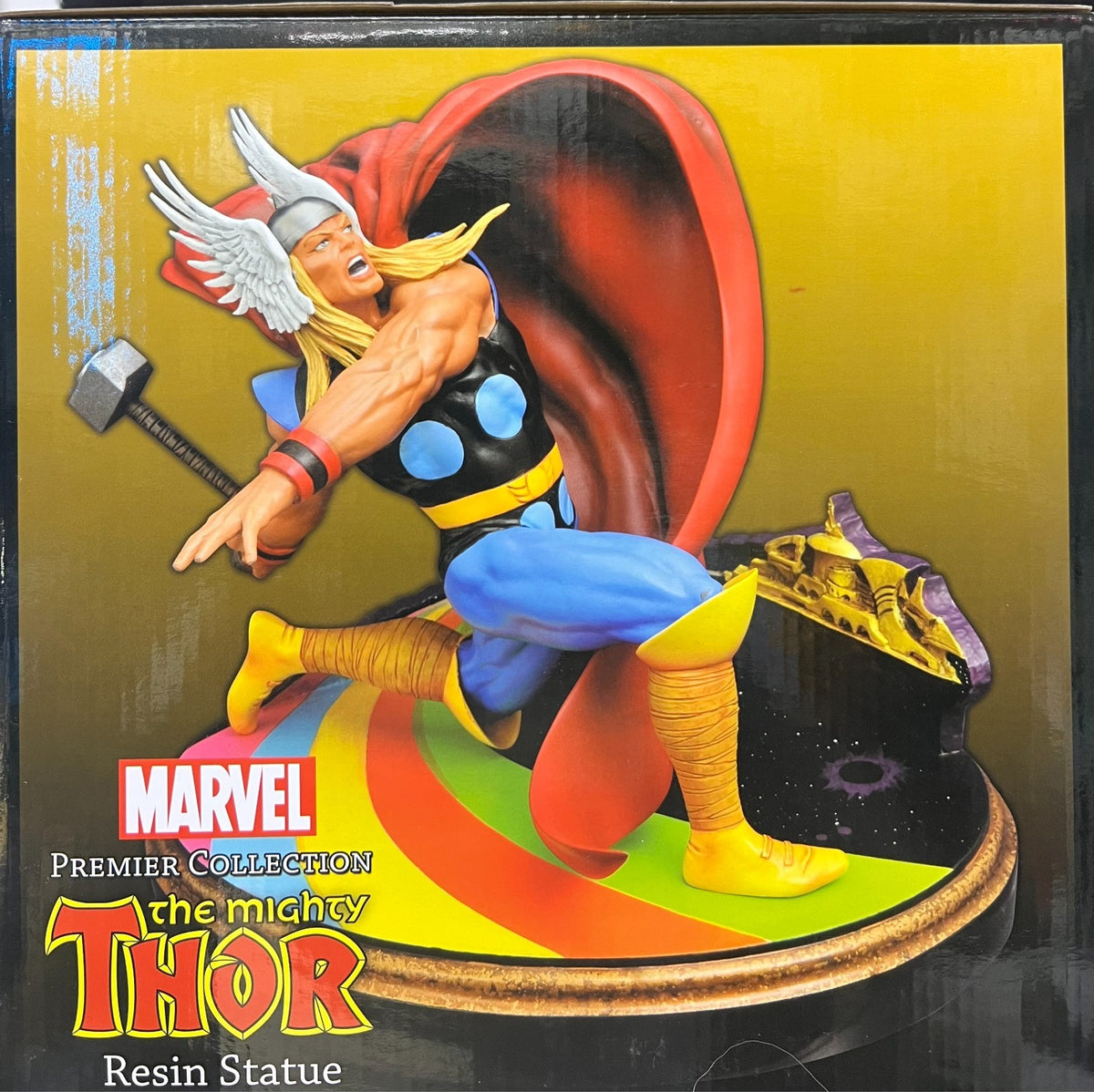 Diamond Select Premier Collection The Mighty Thor Resin Statue #720/3000