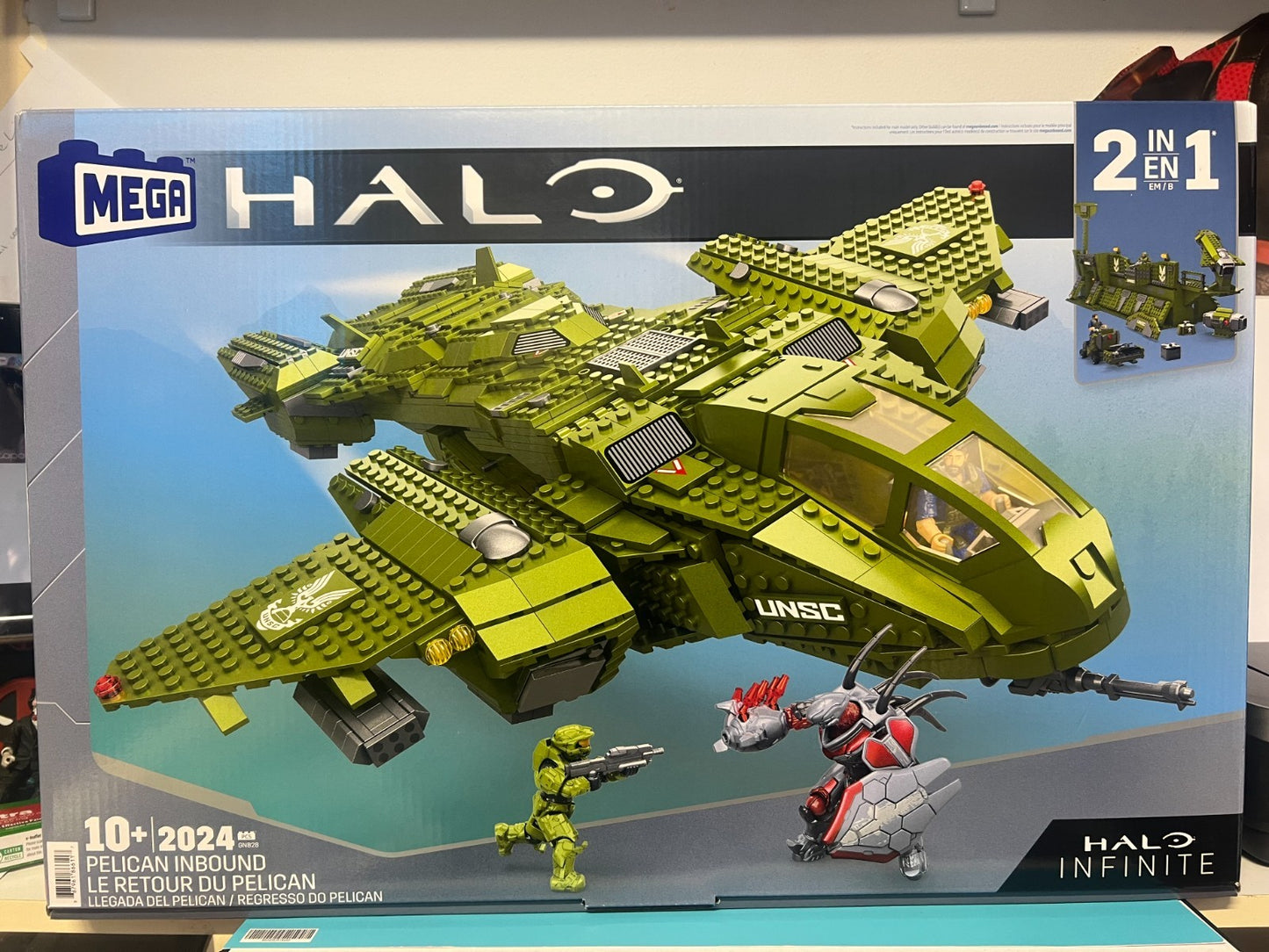 MEGA Halo Pelican Inbound Vehicle Halo Infinite Building Set with Master Chief C
