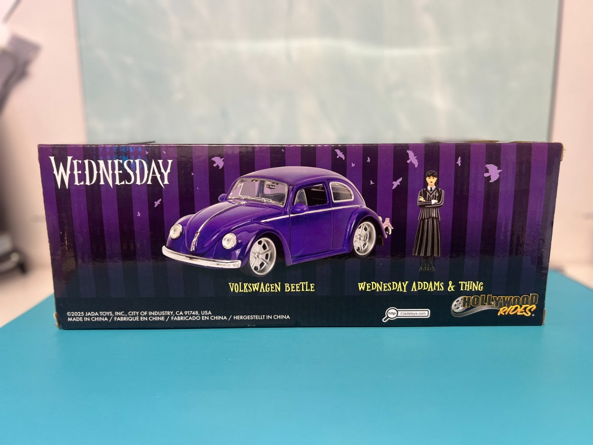 Jada Wednesday TV Series Volkswagen Beetle with Figures 1/24. Addams thing lurch