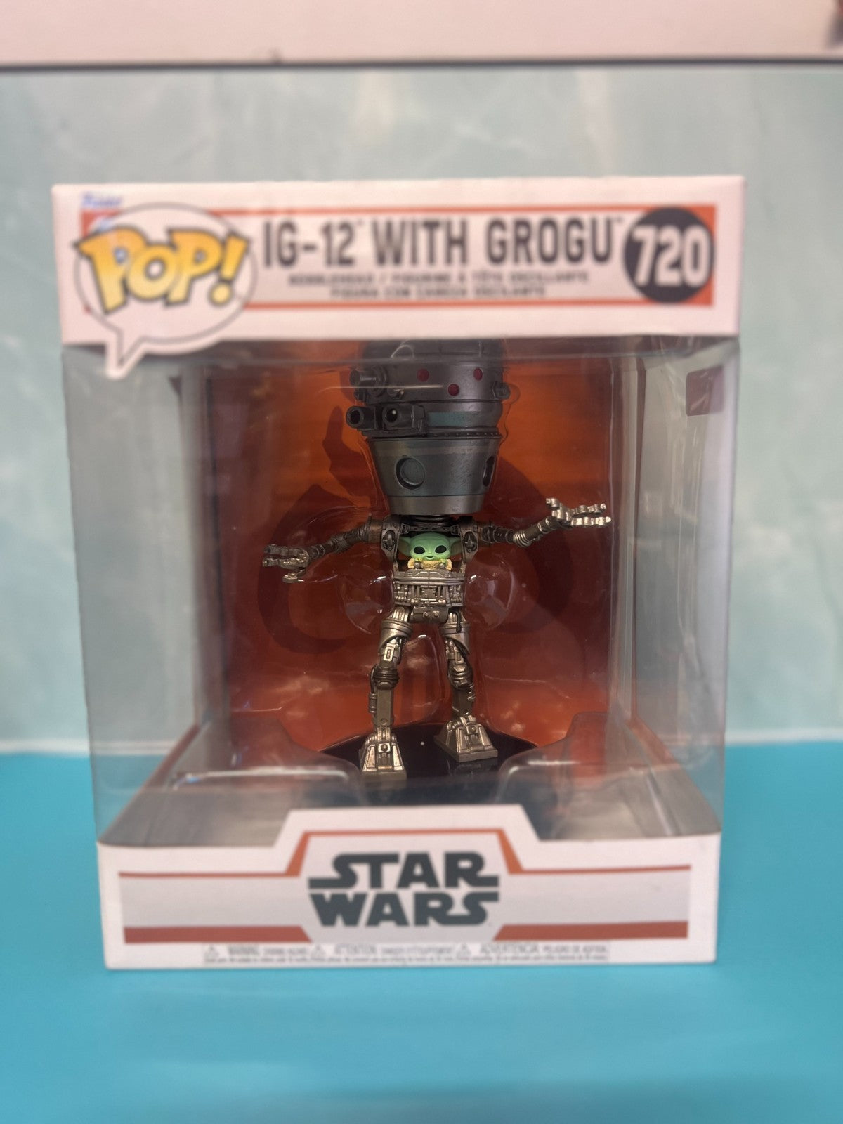 Funko POP! Deluxe Star Wars The Mandalorian #720 IG-12 With Grogu