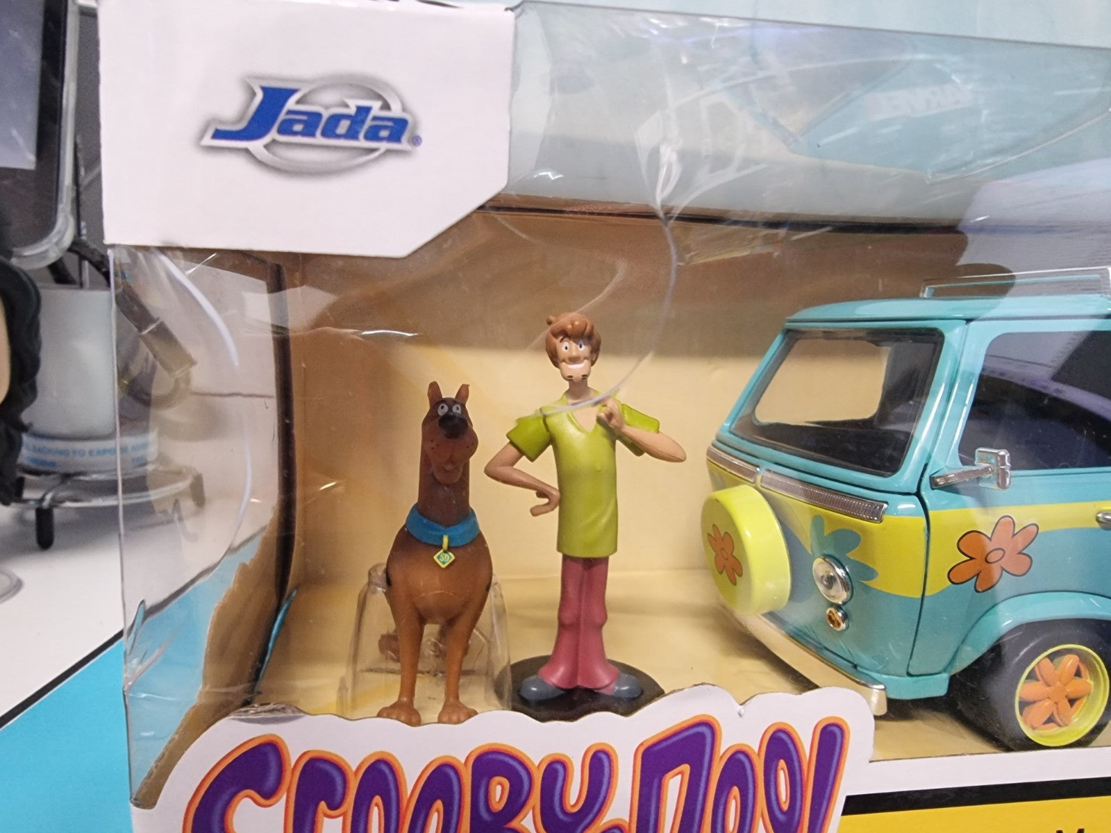 Scooby Doo - Shaggy, Scooby-Doo & Mystery Machine 1/24th Scale Die-Cast Vehicle
