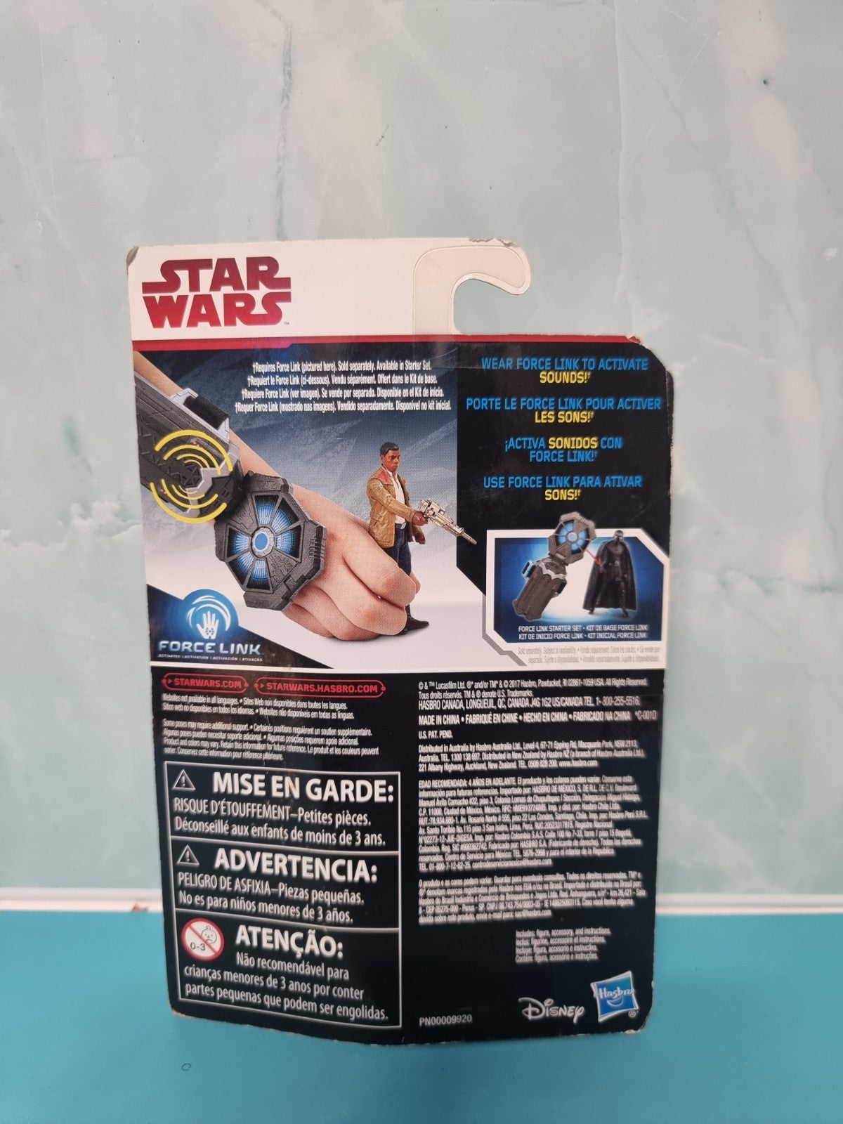 Jedi Finn Resistance Fighter Star Wars 3.75" Figure Force Link 2017 Hasbro