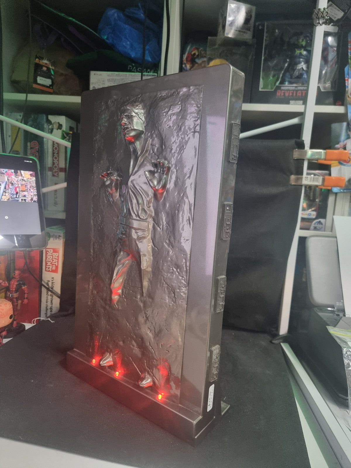 STAR WARS Han Solo Cooler & Warmer Trapped in Carbonite Display