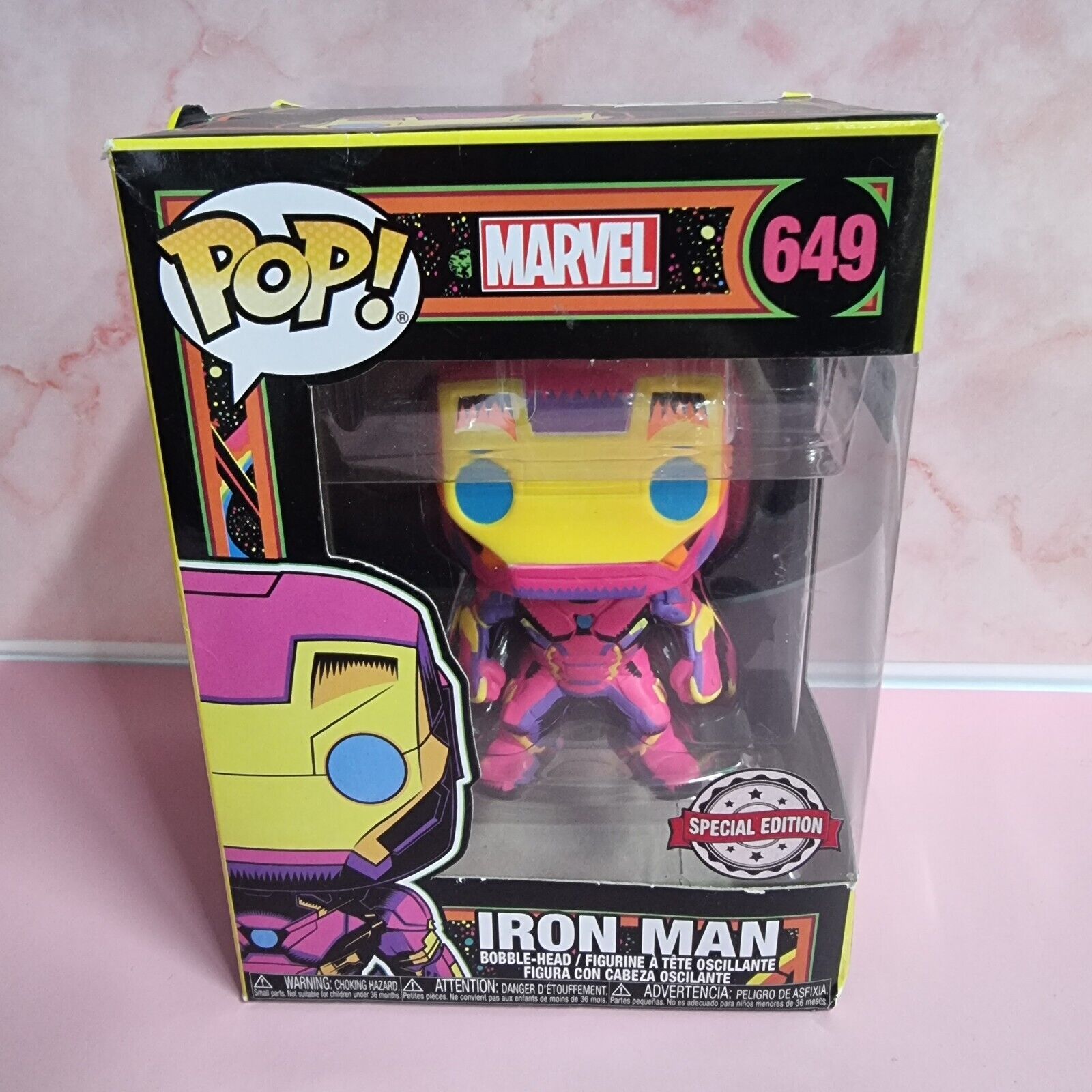 Funko Pop! Marvel 649 Iron Man Black Light Special Edition