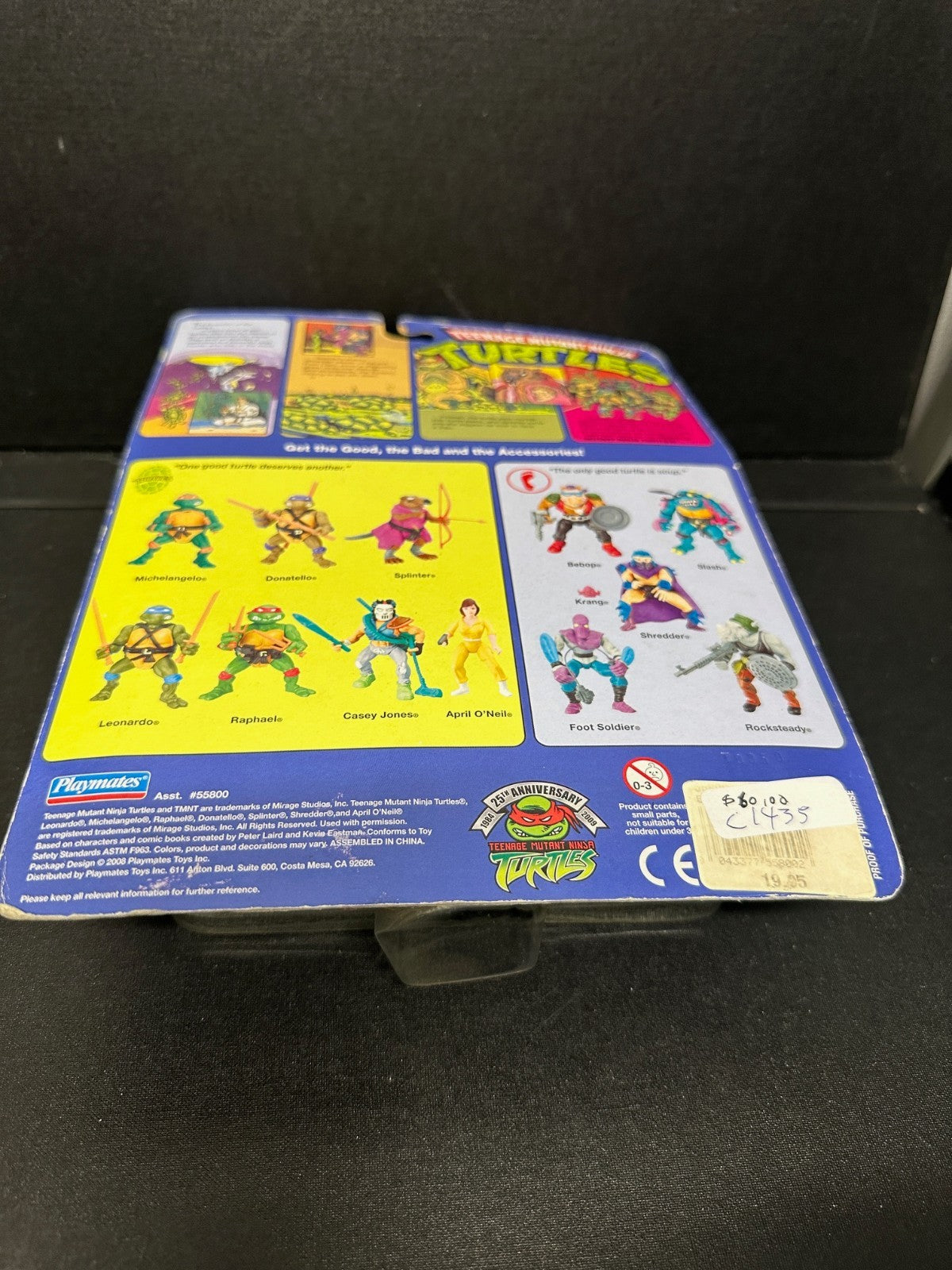 Playmates  Teenage Mutant Ninja Turtles Leonardo 25th Anniversary Figure