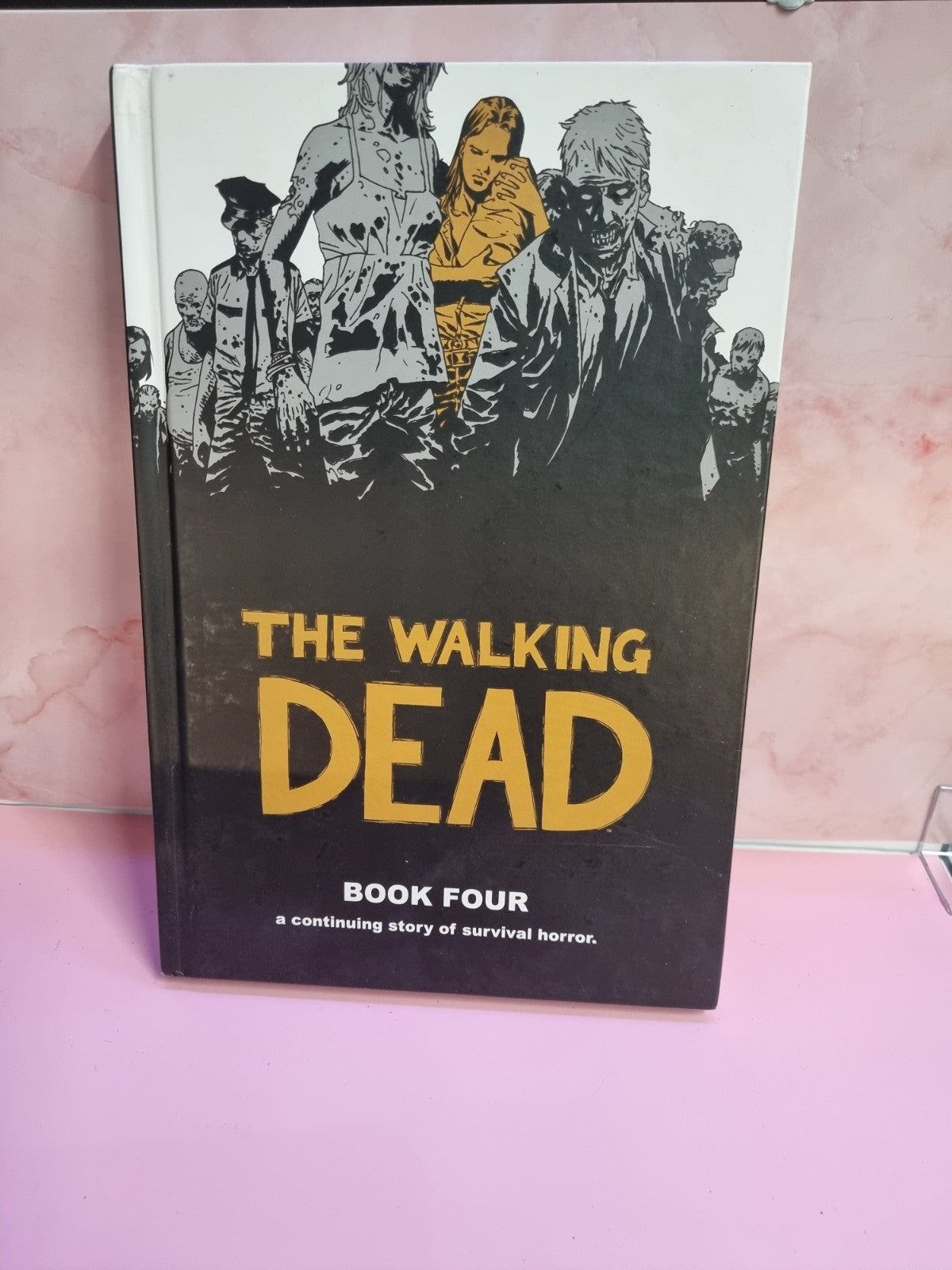 The Walking Dead Comics Book 4 Hardcover Book Image Kirkman Zombies