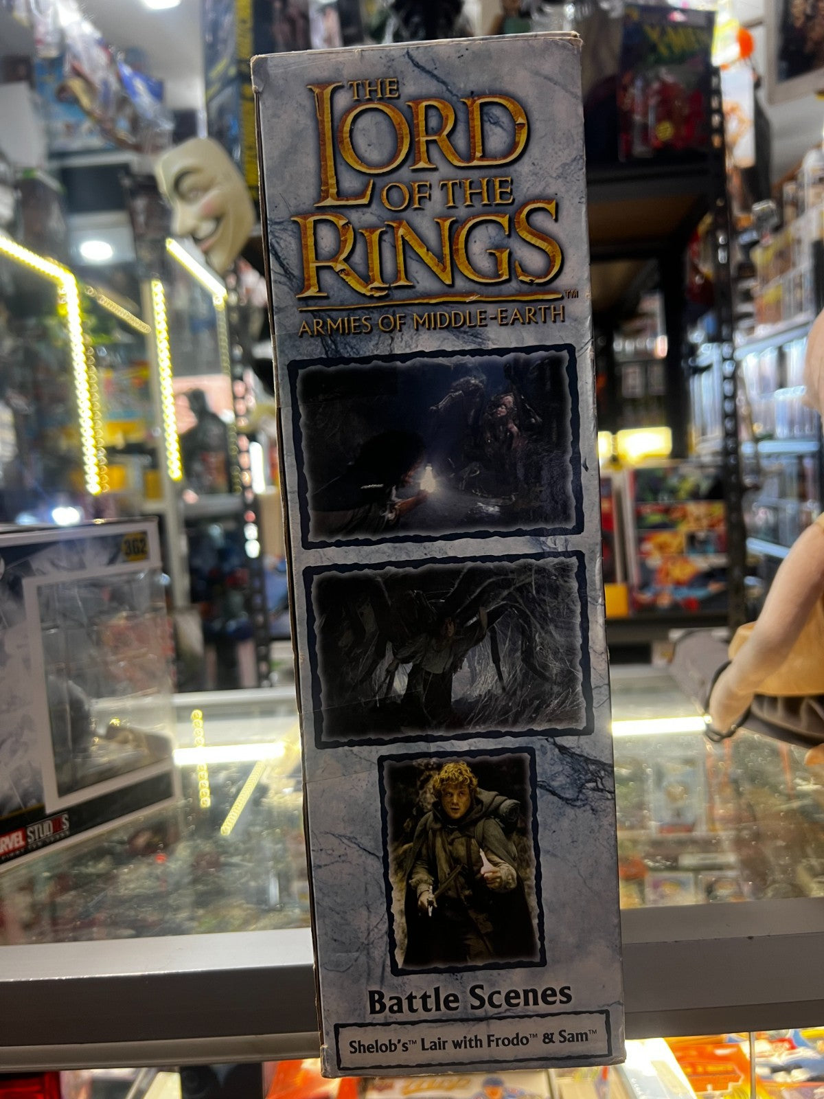the Lord of the Rings Frodo and Sam with Shelob's Lair Battle Scene tpy boz
