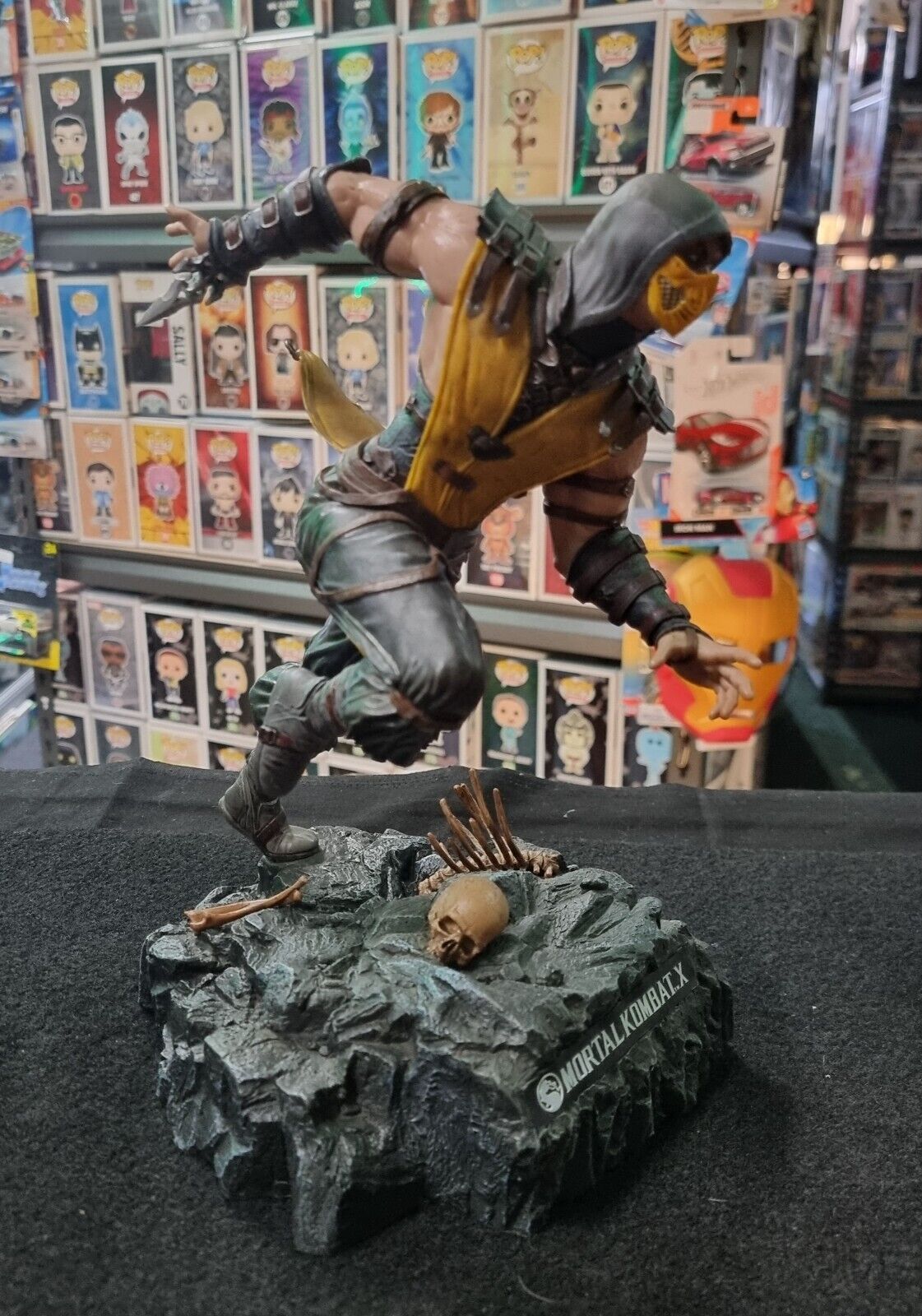 Mortal Kombat X Kollectors Edition Gold Scorpion Statue
