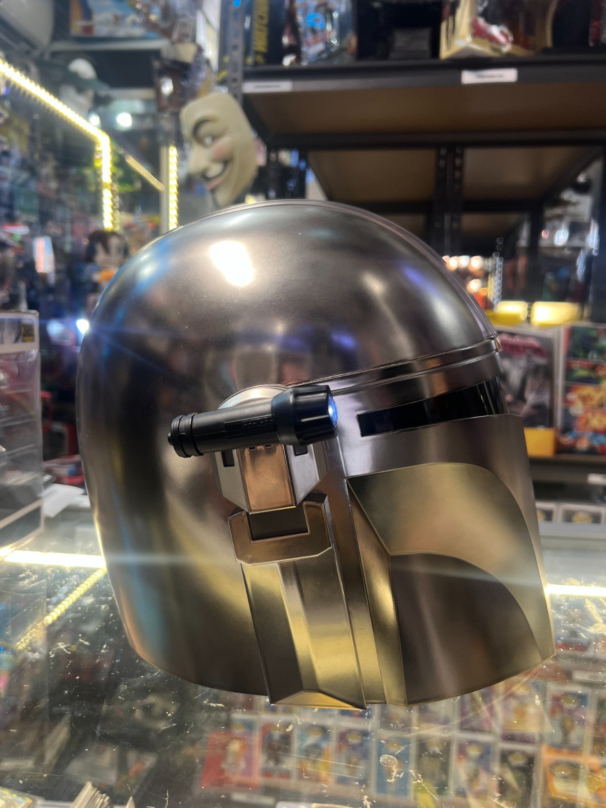 STAR WARS - The Black Series - Mandalorian Premium Roleplay Helmet - BNIB