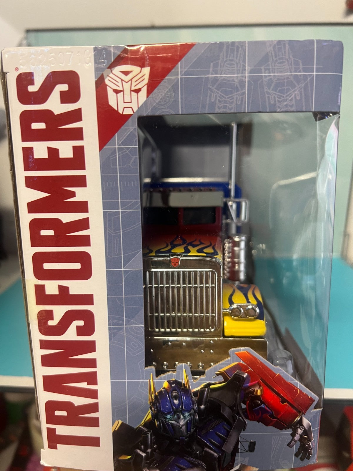 1:24 Transformers (2007) - Optimus Prime -- 1994 Peterbilt 379 Truck -- JADA