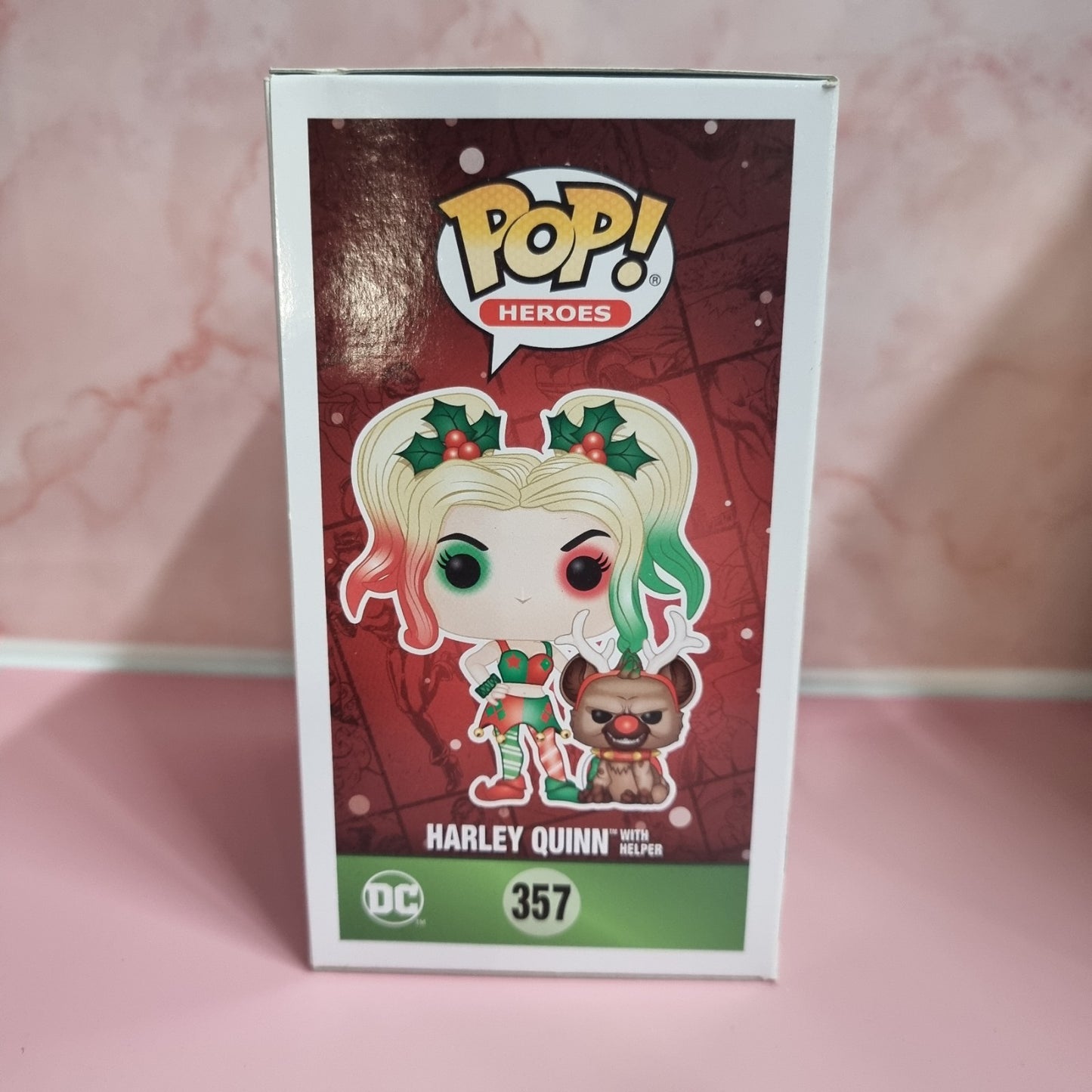Funko POP Super Heroes Harley Quinn with Helper #357