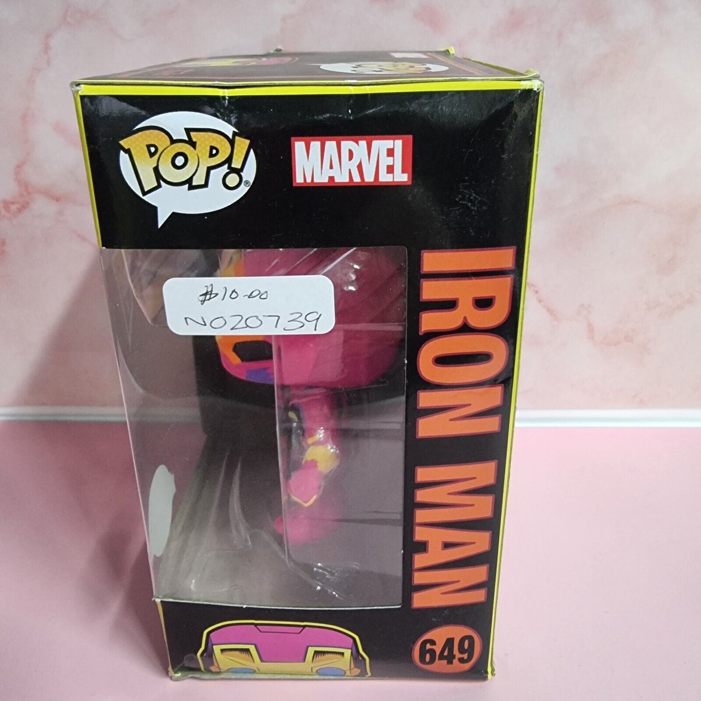 Funko Pop! Marvel 649 Iron Man Black Light Special Edition