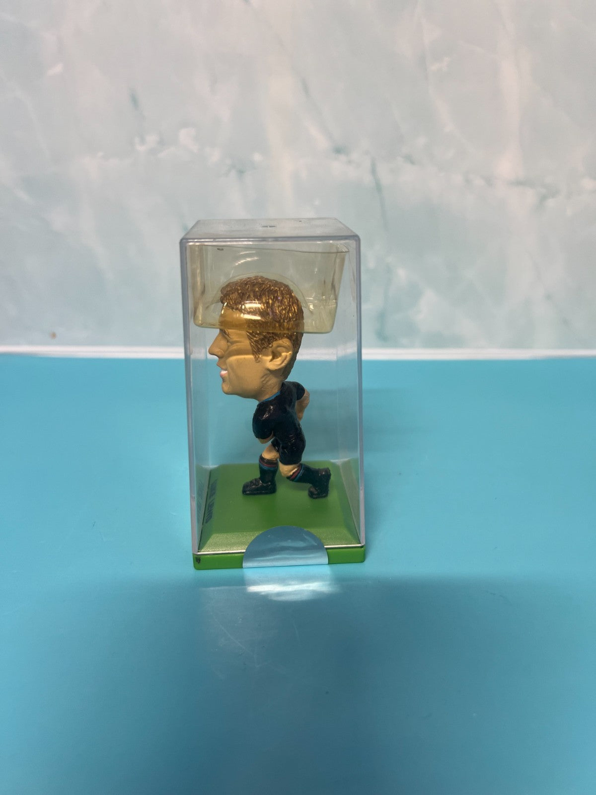 2009 SELECT NRL COLLECTIBLE STARS COLOR FIGURINE No-32 LUKE LEWIS-PENRITHS
