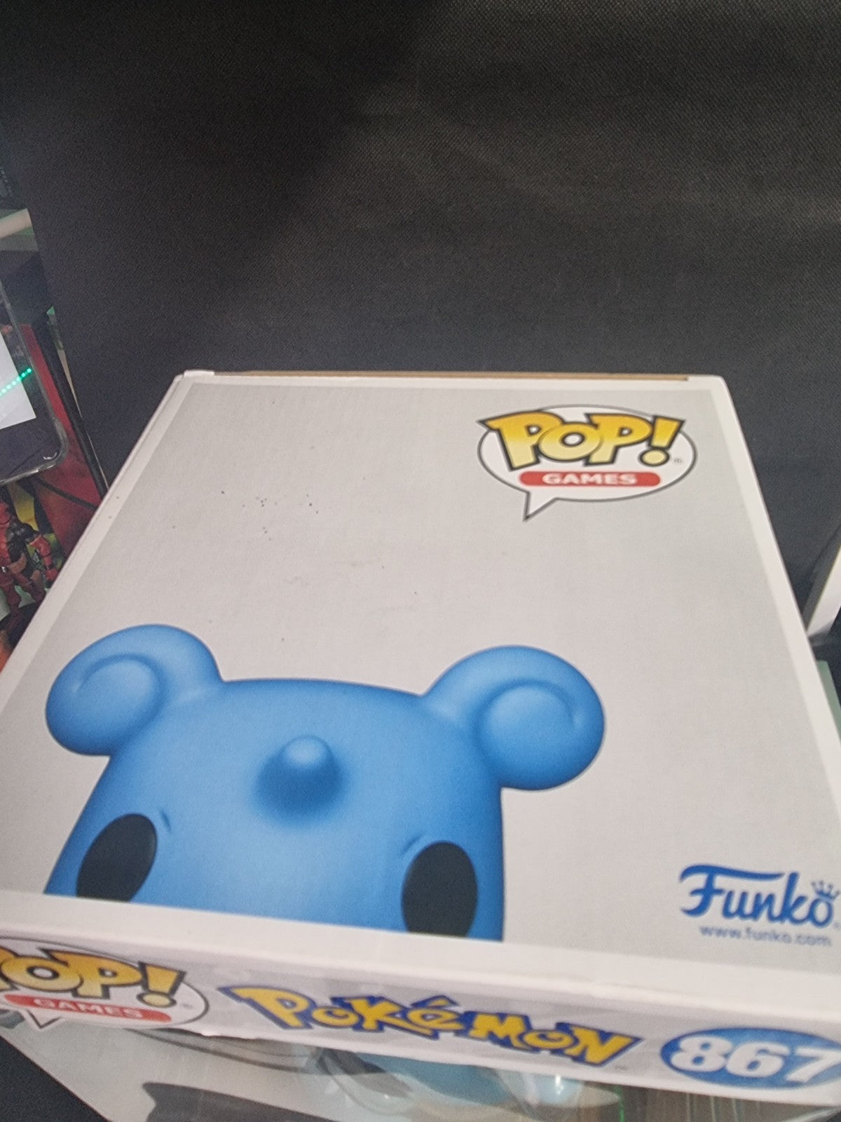 Funko Pop! Games Vinyl Figure #867 - Pokemon Lapras 10" Jumbo
