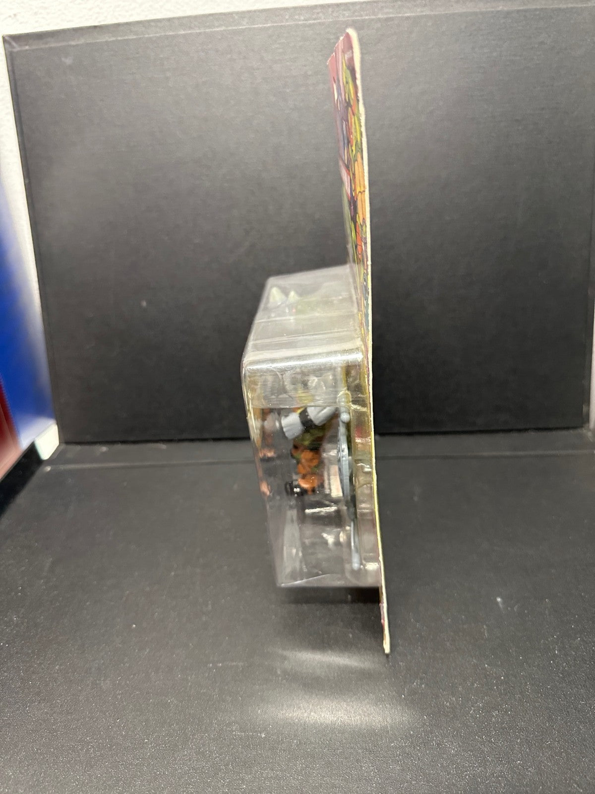 Playmates  Teenage Mutant Ninja Turtles Rocksteady 25th Anniversary Figure