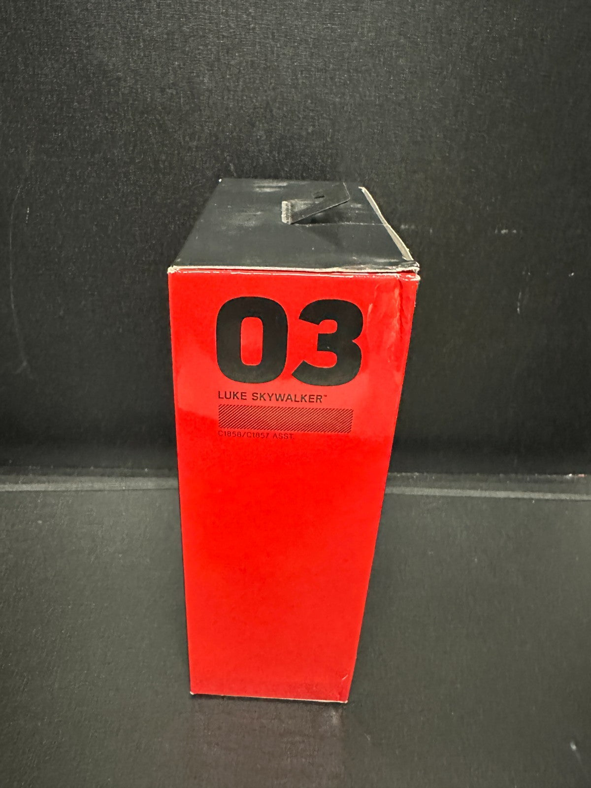 Star Wars 40th Anniversary Black Series Titanium Luke Skywalker