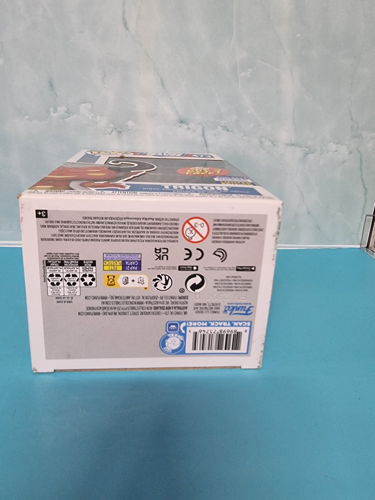 FUNKO POP  2023 SDCC JUSTICE LEAGUE DC TRIGON EXCLUSIVE #473