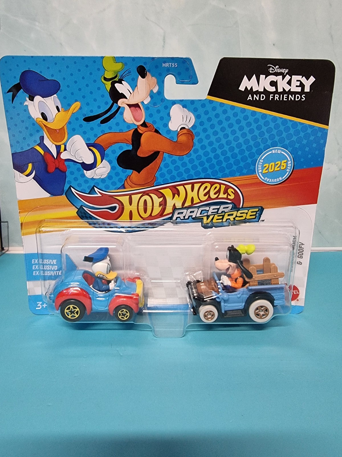 2025 Hot Wheels Racer Verse DONALD DUCK & GOOFY Disney Mickey & Friends 2 Pack