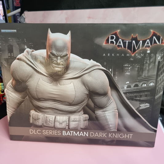 Iron Studios Batman Arkham Knight Dark Knight DLC Series 1:10 Art Scale Figure