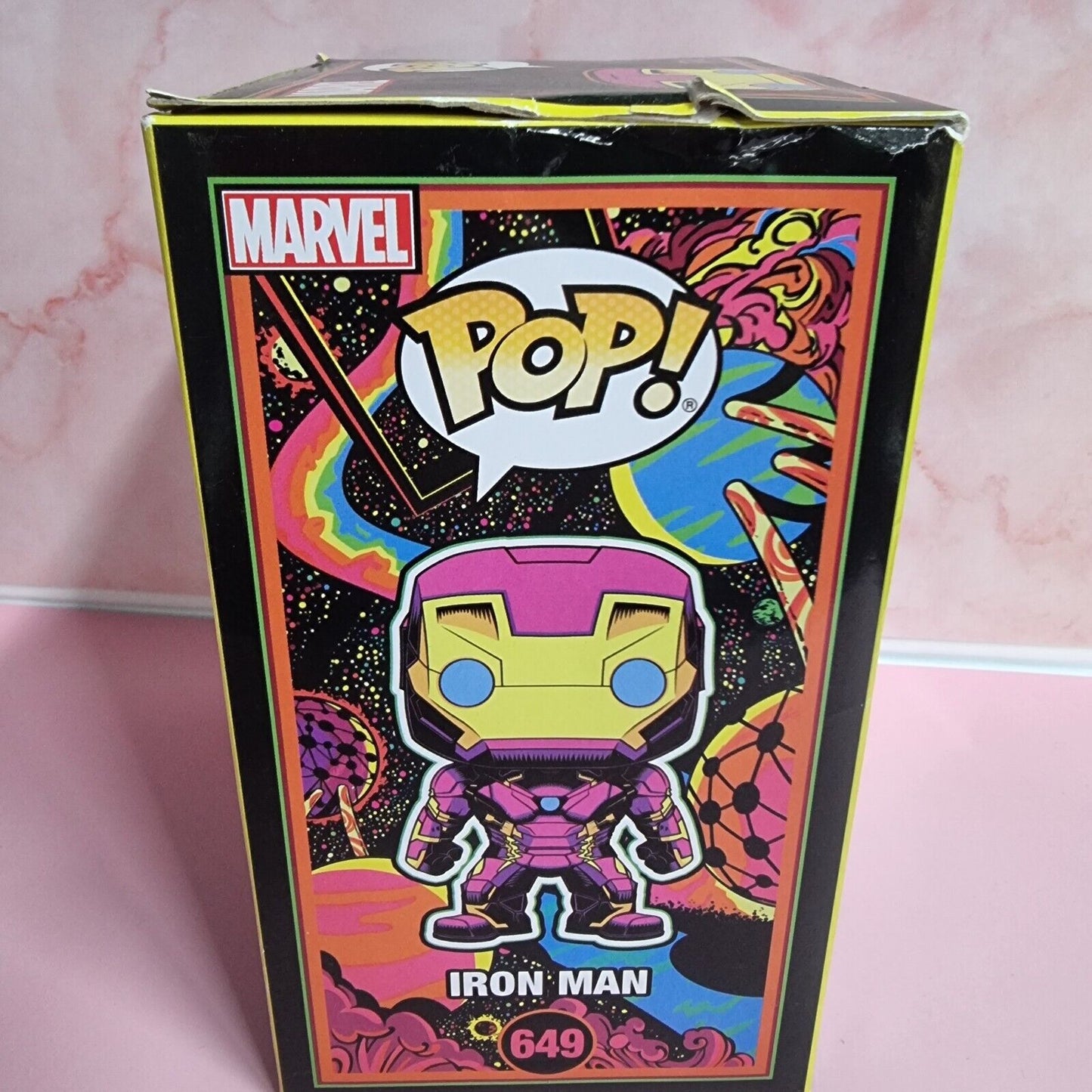 Funko Pop! Marvel 649 Iron Man Black Light Special Edition