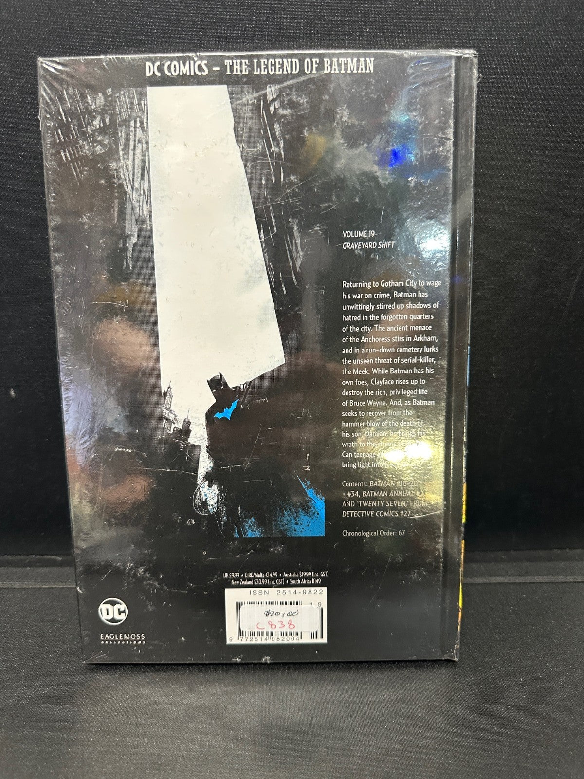 DC Comics The Legend of Batman Volume 19 Graveyard Shift Hardcover Eaglemoss