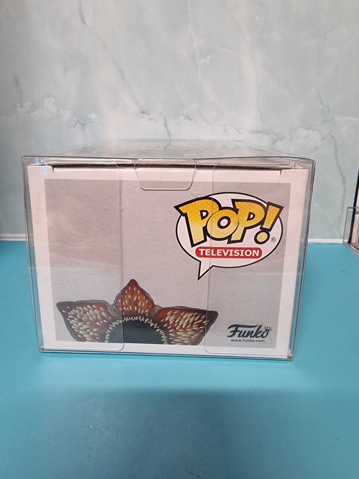 Funko Pop! TV: Stranger Things - Demogorgon Limited CHASE #428 Vinyl Figure 