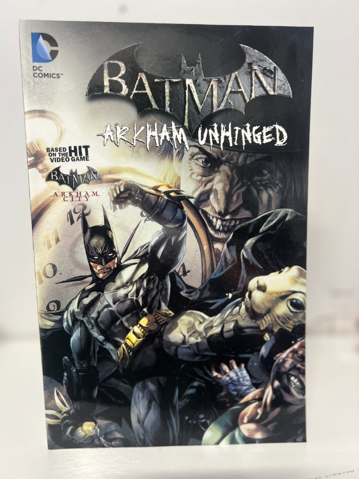 Batman: Arkham Unhinged Vol. 2, Various
